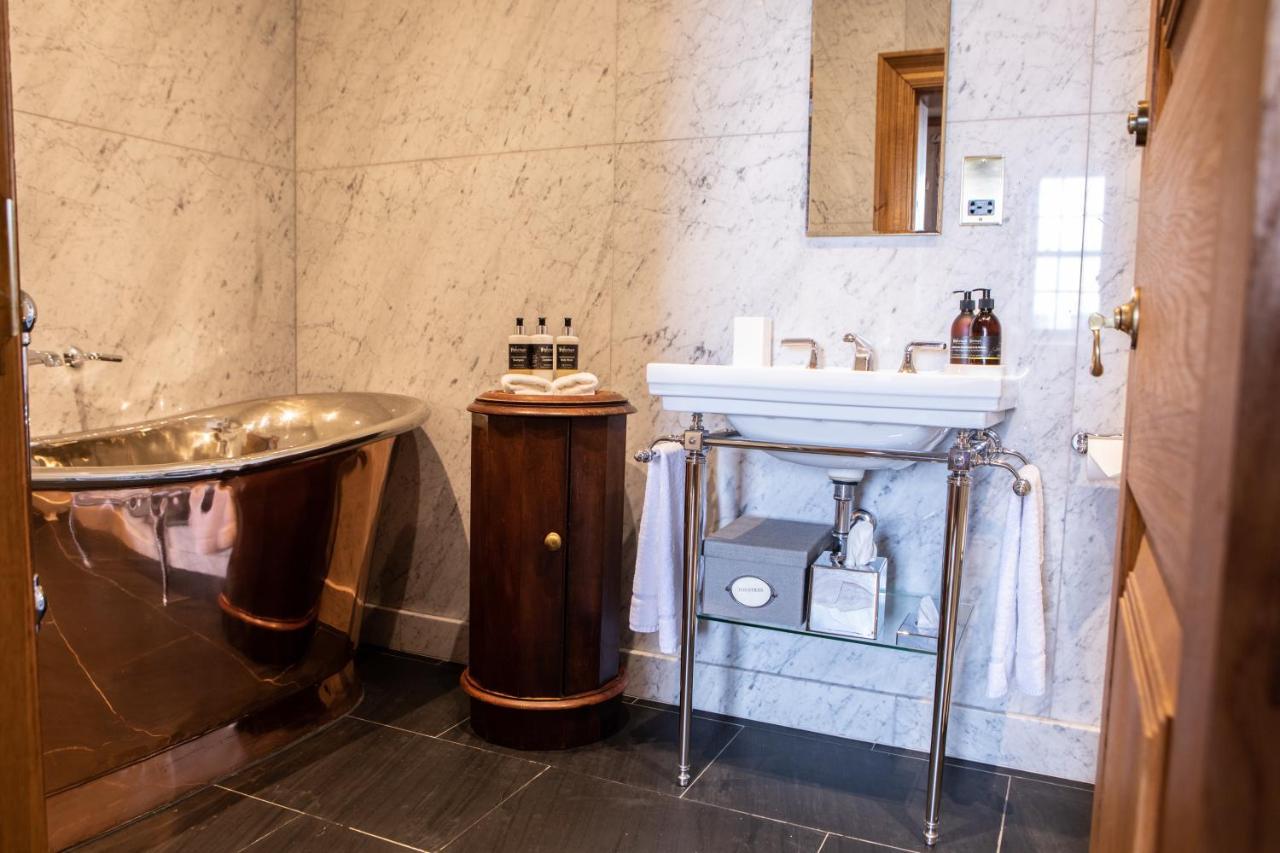 Mingary Castle - Restaurant With Rooms Kilchoan エクステリア 写真
